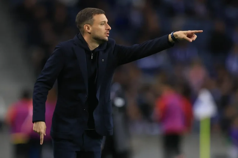 El Regreso de los Grandes: Botafogo Confirma a Martín Anselmi como Nuevo Técnico, Sustituyendo la Era Ancelotti en el Club