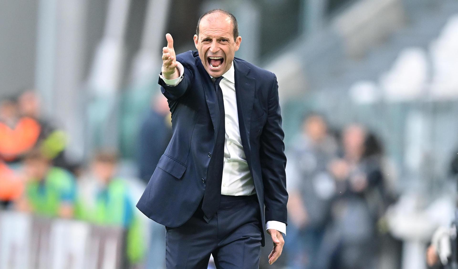 El técnico italiano Allegri enfrenta acusaciones formales en Nápoles tras supuestos insultos hacia la afición