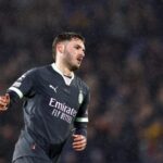 Santi Giménez se queda sin Supercopa de Italia