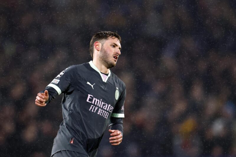 Santi Giménez se queda sin Supercopa de Italia