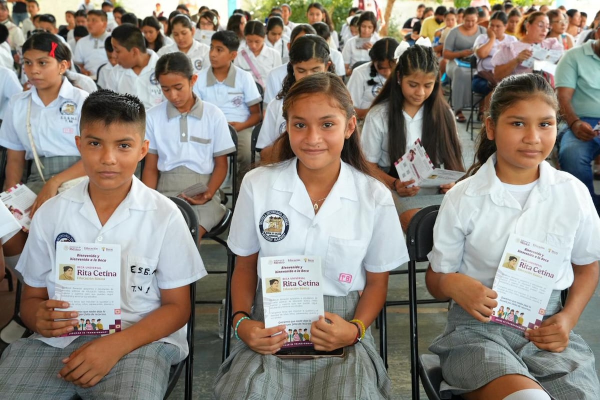 "La Educación es Derecho: Beca Rita Cetina en Secundaria Refuerza el Compromiso con los Jóvenes Mexicanos"