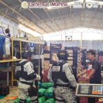 Operación Integral en Michoacán: Ejército y autoridades detienen a 17 personas relacionadas con el tráfico de armas y aseguran una importante cantidad de elementos peligrosos.