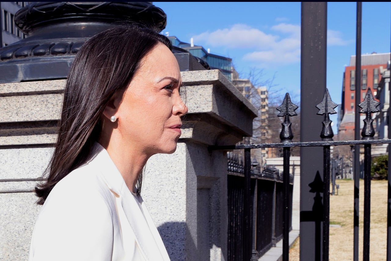 "El Nobel en entredicho: Trump desvela sorprendente 'regalo' de María Corina Machado y revela detalles inéditos sobre el premio"