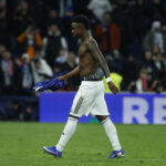 El Alma de un Campeón: La Emoción y Humildad de Vinicius después del Éxito en la UEFA Champions League