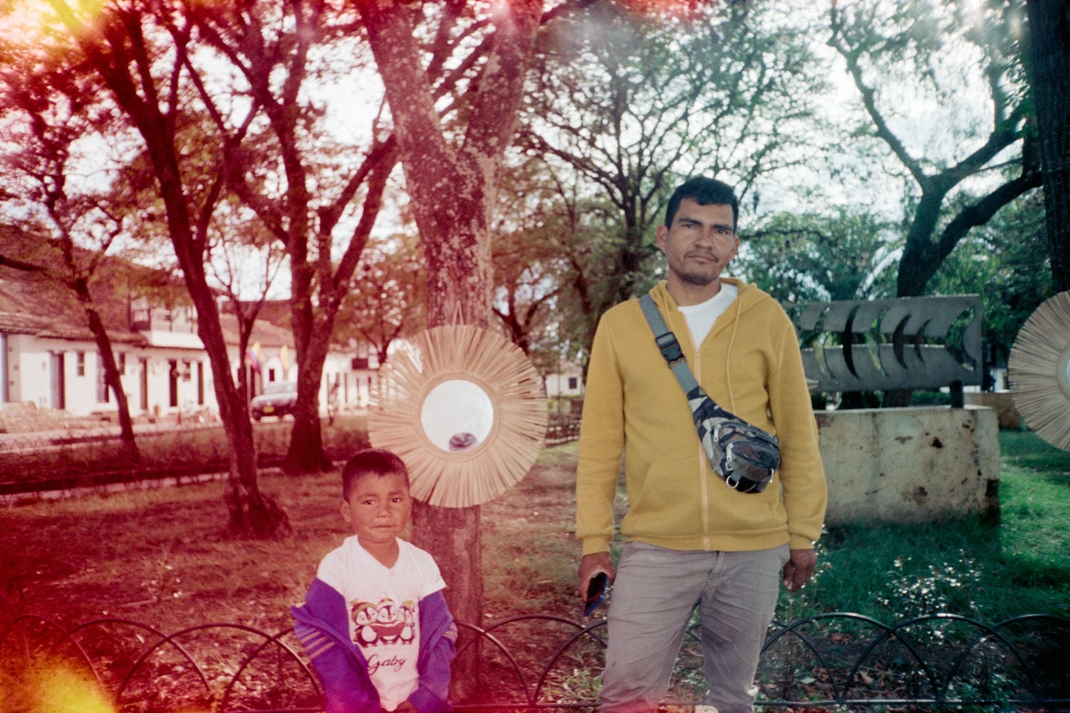 Flor Aprile aborda en su obra 'Lo nítido miente' una reflexión sobre la relación entre la verdad y la percepción de la realidad.