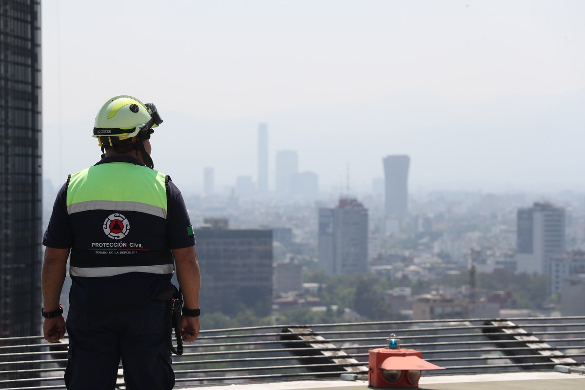 Inservibles, 9 unidades de la Sedema para medir contaminantes